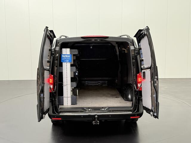 Mercedes-Benz VITO 114CDI 9G-Tronic Lang Exclusive | Led | Achterdeuren | Multimedia | Camera | 3-Persoons | Trekhaak