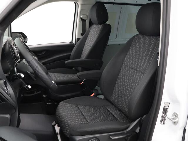 Mercedes-Benz VITO eVito Bestelwagen 66 kWh | Stoelverwarming | Navigatie | Parkeercamera | Airco
