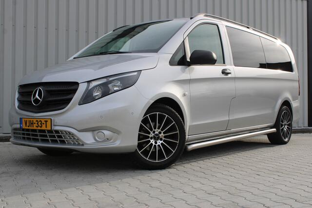 Mercedes-Benz VITO 116 CDI Extra Lang DC Comfort 6 P. | Incl. 12 maanden garantie | Trekhaak met 2000 kg trekgewicht | Achteruitrijcamera | Parkeersensoren | Cruise controle | Navigatie | Climate controle | Getinte ramen | Sidebar | Dakrails |