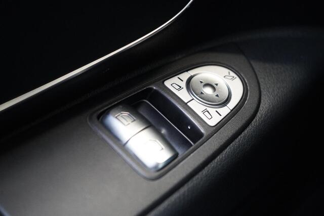 Mercedes-Benz VITO 114 CDI | Schuifdeur | Navigatie | Achteruitrijcamera | Trekhaak