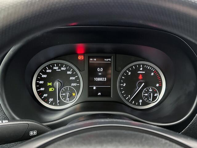 Mercedes-Benz VITO 116 CDI Lang Navigatie Camera + sensoren Cruise control Trekhaak Cruise control