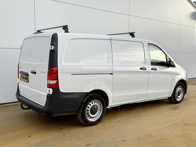 Mercedes-Benz VITO 114 1.9 CDI Automaat L2H1 Adaptieve Cruise Control Climate Control Trekhaak Carplay Camera Dakrails