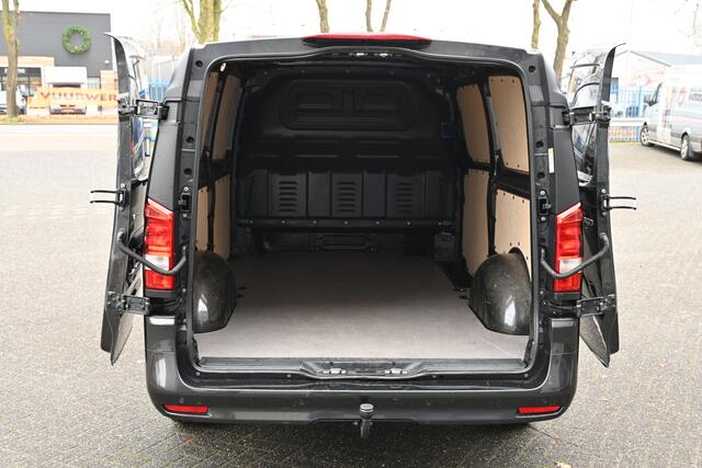 Mercedes-Benz VITO 116 CDI L3 Pro/Select 2500Kg Trekhaak, Bumpers in kleur, Navigatie en Smartphone integratie, Led verlichting, Etc.