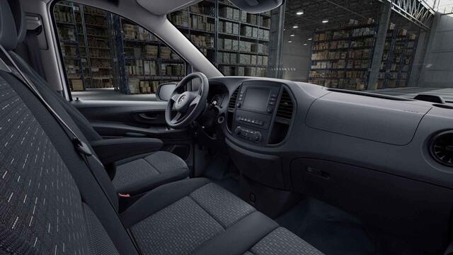 Mercedes-Benz VITO 116 CDI XL L3 | Airco | Parkeersensoren | Navigatie | Carplay | Cruisecontrol | Comfortstoel bestuurder en Bijrijdersbank | Raibevestigingssysteem Zijwand Laadruimte | Certified |