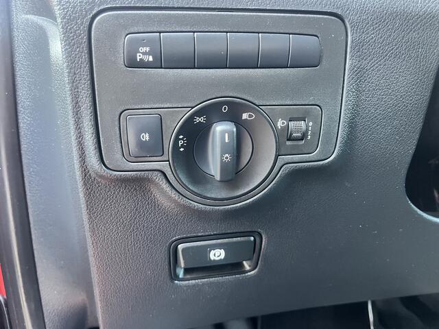 Mercedes-Benz VITO Tourer 114 BlueTEC XL BTW VRIJ!! MARGE 8-Persoons Airco Cruise controle Trekhaak 200kg trekgewicht Euro 6 Taxi Groeps vervoer Personenbus Combi Kombi Tourer