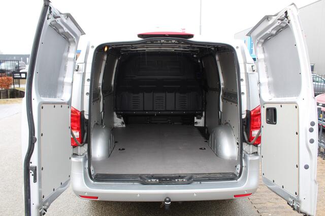 Mercedes-Benz VITO 114 CDI 136Pk Automaat | LED | Leder | 1 eigenaar