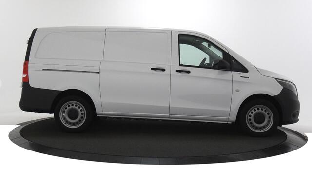 Mercedes-Benz VITO eVito 112 L2 60 kWh Cruise control / Camera / Navigatie