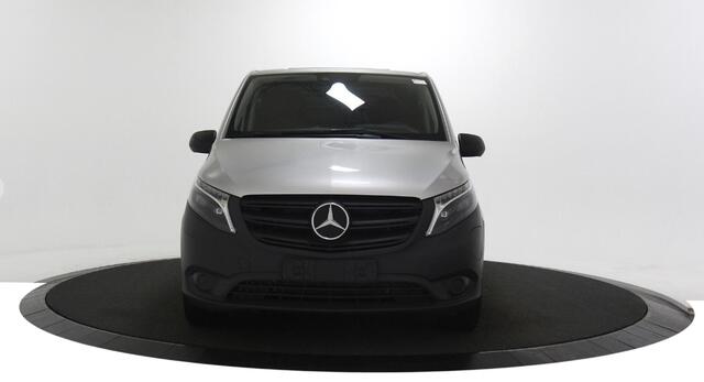 Mercedes-Benz VITO eVito 112 L3 60 kWh Cruise control / Camera / Navigatie