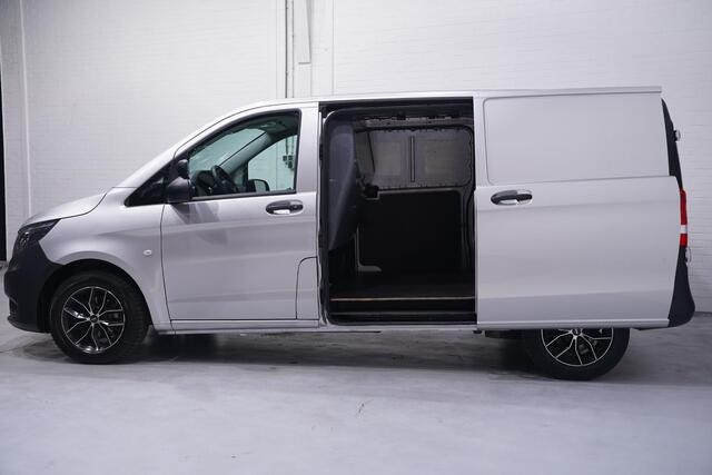Mercedes-Benz VITO 111 CDI Navi, Camera, 2x Schuifdeur, Airco ECC Laadruimte Pakket, PDC V+A, 3-Zits