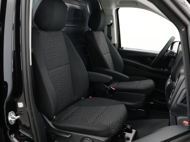 Mercedes-Benz VITO eVito Bestelwagen 112 L2 66 kWh | Navigatie | Achteruitrijcamera | 80 kWh Snelladen | Achterdeuren | Dodehoekassistent |