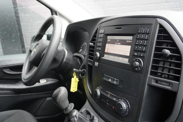 Mercedes-Benz VITO 110 CDI Extra Lang EURO 6 - Airco - Camera - Laadbrug - ¤ 13.499,- Excl.