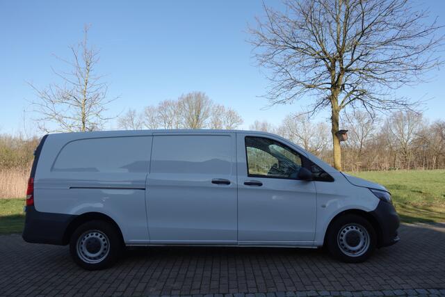 Mercedes-Benz VITO 111 CDI Functional Extra Lang | Trekhaak | Navi | Cruise Control | Camera