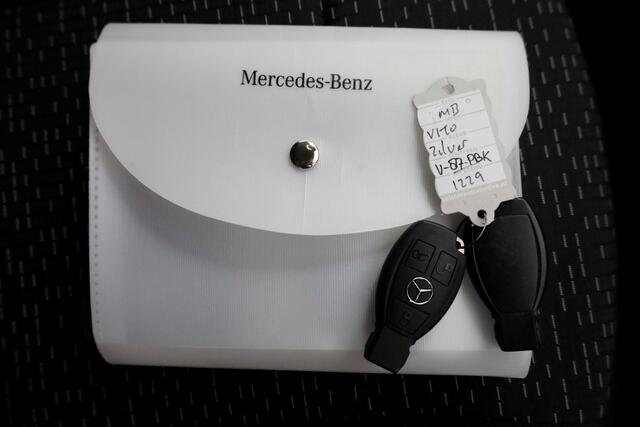 Mercedes-Benz VITO 114 CDI 136pk Compact 9G Automaat 2x Schuifdeur/LED/Camera/Inrichting 09-2022