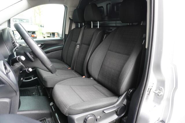 Mercedes-Benz VITO 114 CDI Automaat L2 Trekhaak Navigatie Camera Cruise control Airco Sidebars