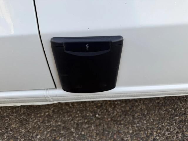 Mercedes-Benz VITO 114CDI L2H1 Koel/Vries + 220V Stekker Automaat Airco Navi Cruisecontrol EURO 6