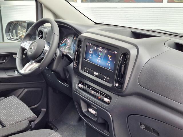 Mercedes-Benz VITO eVito 112 L2 60 kWh | Achteruitrijcamera | Dodehoekassistentie | Stoelverwarming Bestuurdersstoel | Tweezits Bijrijdersbank | Spoorassistent