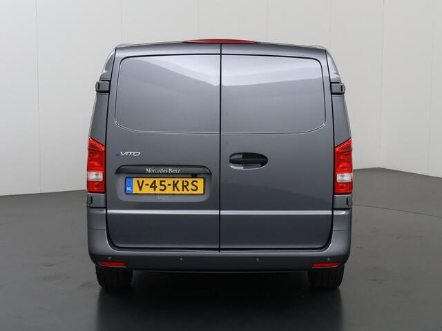 Mercedes-Benz VITO eVito 112 | L2 Lang | 60 kWh | 2-zits | Parkeercamera | Airco | Betimmering | Navigatie | Certified