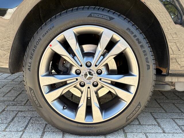 Mercedes-Benz VITO 116 CDI 163PK L2 Automaat / LED / Camera / PDC / Dodehoek / Clima / Cruise / Trekhaak / Stoelverwarming / Lane assist / Bluetoot