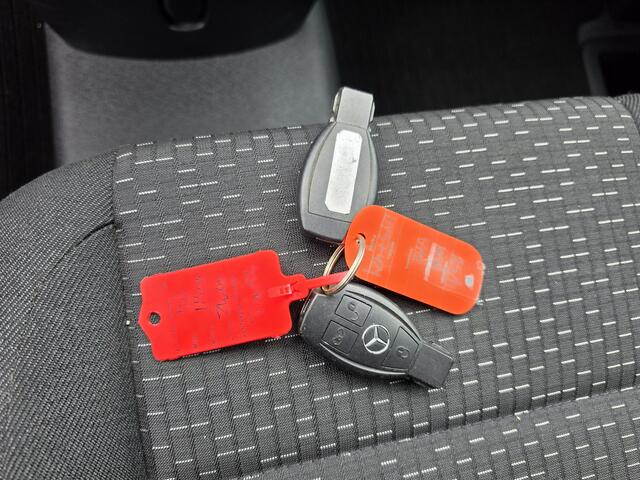 Mercedes-Benz VITO 114 CDI L2 Automaat * Dubbele Schuifdeur * Trekhaak * Camera *