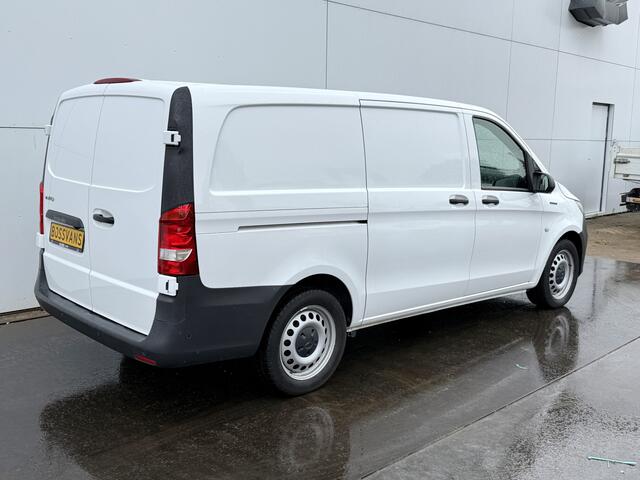 Mercedes-Benz VITO eVito 112 eVito 66 kWh L2 286km WLTP 96,7% (SOH) Snelladen Laadkabel Carplay Climate control Cruise control Camera Parkeersensoren voor achter