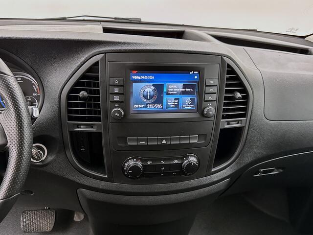 Mercedes-Benz VITO eVito 112 L2 60 kWh 285km WLTP Camera Stoelverwarming Snelladen Carplay