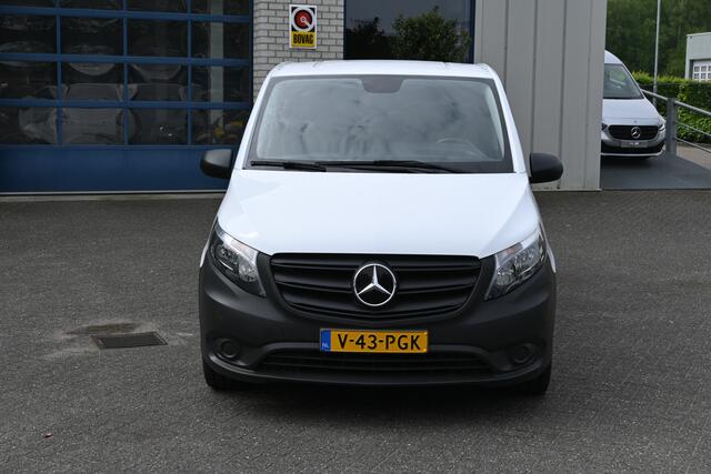 Mercedes-Benz VITO eVito 112 L3 XL 66 kWh Distronic, Navigatie met Camera