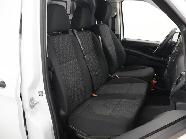 Mercedes-Benz VITO 116 CDI | Aut. | Lang L2 | Navigatie | Parkeercamera | 3-zits | Trekhaak | Airco | Certified