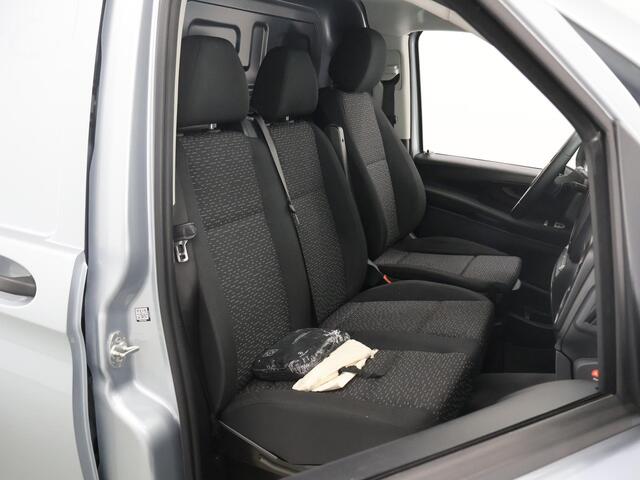Mercedes-Benz VITO 116 CDI | AUT. | L2 | PRO | ACHTERUITRIJCAMERA | TREKHAAK | CARPLAY | ANDROID AUTO | 2500 KG AHW | METALLIC | CERTIFIED