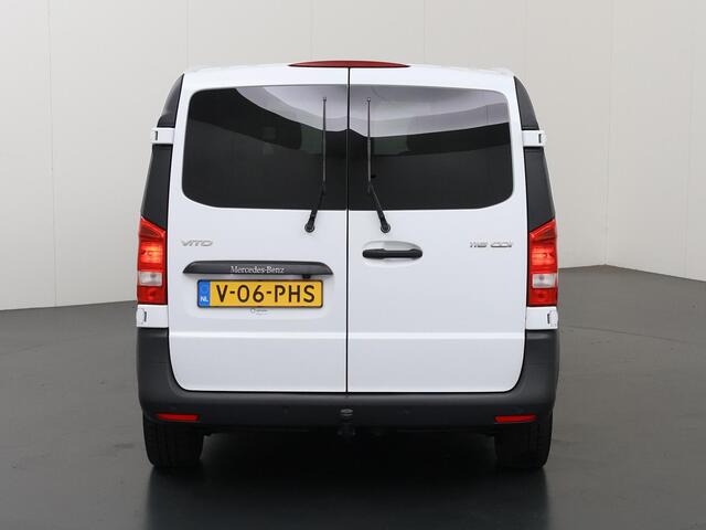 Mercedes-Benz VITO 116 CDI | AUT. | L1 | INRICHTING LAADRUIMTE | DISTRONIC PLUS | LED KOPLAMPEN | TREKHAAK | ZIJRUIT | CLIMATE CONTROL | 2-ZITS | STOELVERWARMING | CERTIFIED