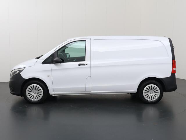Mercedes-Benz VITO 116 CDI | AUT. | L1 | INRICHTING LAADRUIMTE | DISTRONIC PLUS | LED KOPLAMPEN | TREKHAAK | ZIJRUIT | CLIMATE CONTROL | 2-ZITS | STOELVERWARMING | CERTIFIED