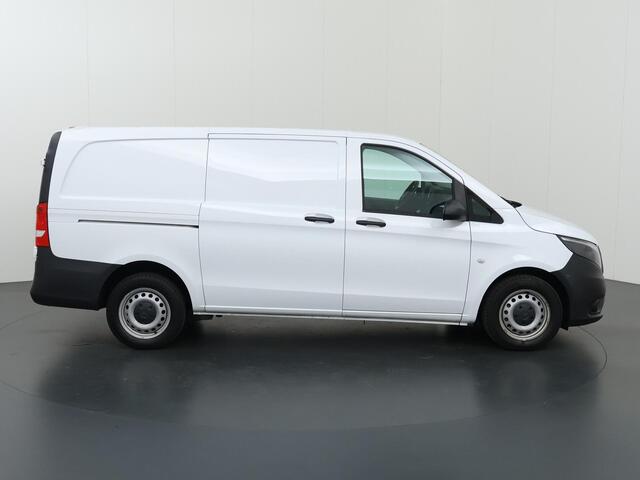 Mercedes-Benz VITO 114 CDI | L2 | AUTOMAAT | 136 PK | AIRCO | CRUISE CONTROL | 2-ZITS | DODEHOEKDETECTIE | CAMERA | CARPLAY | ANDROID AUTO | BETIMMERDE LAADRUIMTE | CERTIFIED