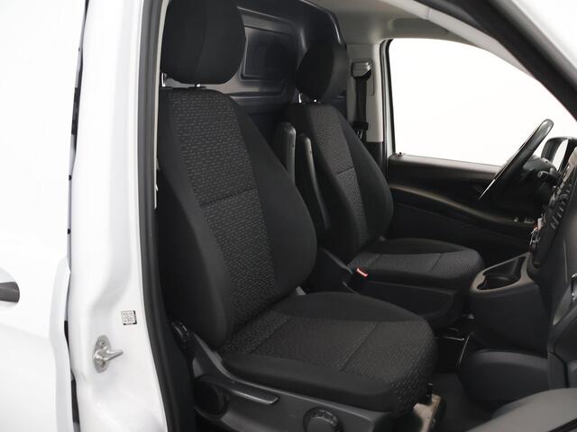 Mercedes-Benz VITO 114 CDI | L2 | AUTOMAAT | 136 PK | AIRCO | CRUISE CONTROL | 2-ZITS | DODEHOEKDETECTIE | CAMERA | CARPLAY | ANDROID AUTO | BETIMMERDE LAADRUIMTE | CERTIFIED