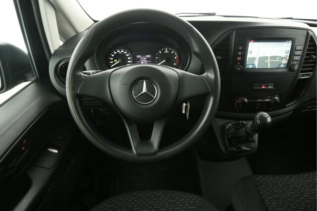 Mercedes-Benz VITO CDI Lang 140PK | Airco | Camera | Trekhaak | 3 Zits | Carplay | Navi