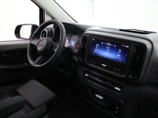 Mercedes-Benz VITO Bestelwagen 114 CDI L2 PRO | Achteruitrijcamera | Climate Control | Trekgewicht 2500 kg | Bumper en stootlijsten carrosseriekleur |