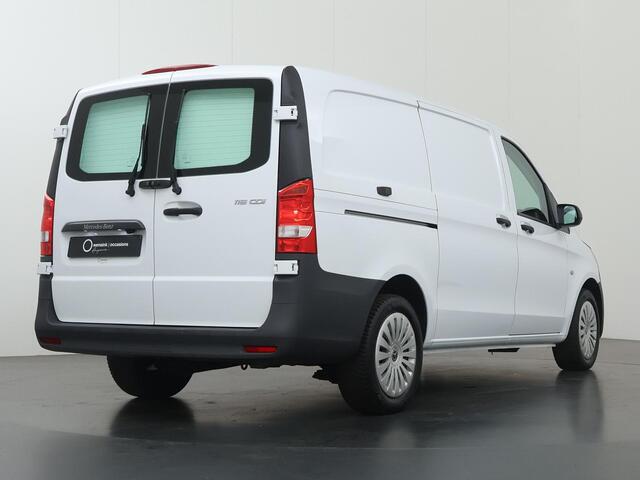 Mercedes-Benz VITO 116 CDI | L2 | PRO | AUTOMAAT | NAVIGATIE | TREKHAAK | STOELVERWARMING | CAMERA | CRUISE CONTROL | AIRCO | BETIMMERDE LAADRUIMTE | 3-ZITS | CERTIFIED