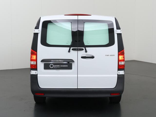 Mercedes-Benz VITO 116 CDI | L2 | PRO | AUTOMAAT | NAVIGATIE | TREKHAAK | STOELVERWARMING | CAMERA | CRUISE CONTROL | AIRCO | BETIMMERDE LAADRUIMTE | 3-ZITS | CERTIFIED