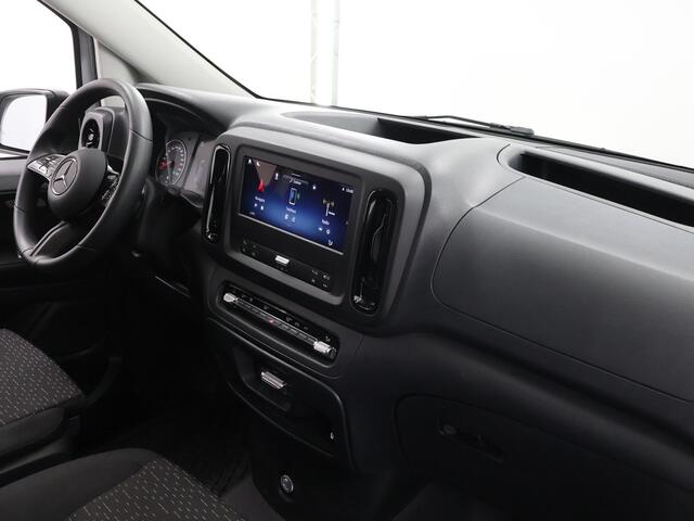 Mercedes-Benz VITO 116 CDI | L2 | PRO | AUTOMAAT | NAVIGATIE | TREKHAAK | STOELVERWARMING | CAMERA | CRUISE CONTROL | AIRCO | BETIMMERDE LAADRUIMTE | 3-ZITS | CERTIFIED
