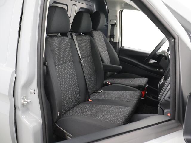 Mercedes-Benz VITO 116 CDI Aut. | Lang L2 | Select | MODEL 2025 | Dodehoekassistent | LED koplampen | Cruise Control | Parkeercamera | Navigatie | DAB Radio | Verwarmd Stuurwiel | Lane-Assist | 3-zits | Achterdeuren | Alpine Grijs