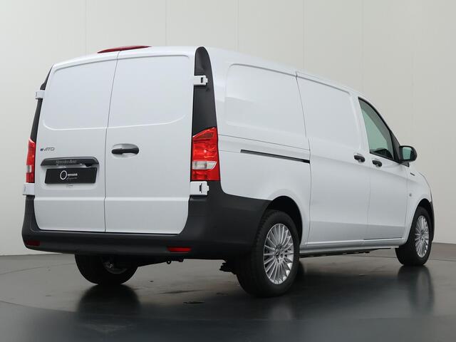 Mercedes-Benz VITO eVito 112 Bestelwagen L2 66 kWh | Navigatie | Achterdeuren | Schuifdeur links | Achteruitrijcamera | DC-lader 80 kW | Dodehoekassistent |