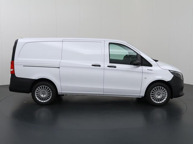 Mercedes-Benz VITO eVito 112 Bestelwagen L2 66 kWh | Navigatie | Achterdeuren | Schuifdeur links | Achteruitrijcamera | DC-lader 80 kW | Dodehoekassistent |
