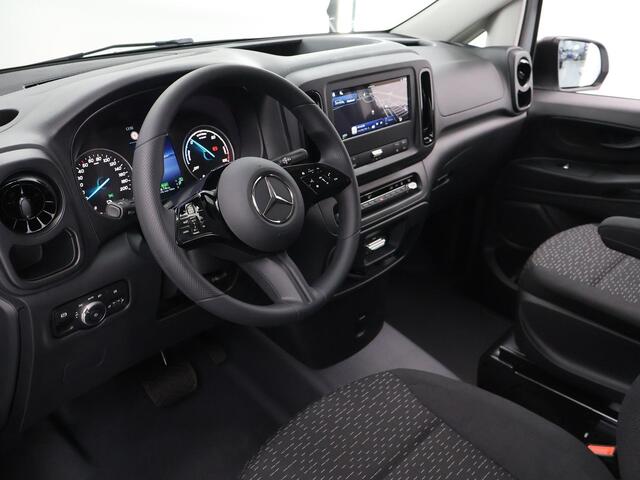 Mercedes-Benz VITO eVito 112 Bestelwagen L2 66 kWh | Navigatie | Achterdeuren | Schuifdeur links | Achteruitrijcamera | DC-lader 80 kW | Dodehoekassistent |
