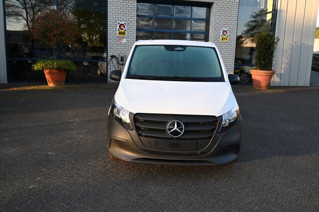 Mercedes-Benz VITO eVito 112 Facelift L2 60 kWh Snellader, Smartphone integratiepakket, Leder stuur, Winter pakket, Etc.