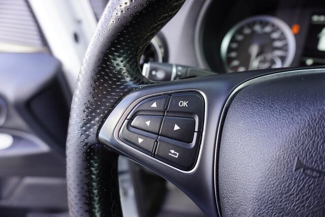 Mercedes-Benz VITO 114 CDI 136pk Automaat Lang L2 Trekhaak Apple Carplay Camera Navi Stoelverwarming Cruise control