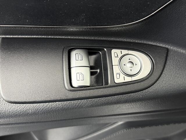 Mercedes-Benz VITO 116CDI Automaat Lang Achterdeuren | Navigatie | Camera | Gatelocks | Airco | Cruise | 3-Zits