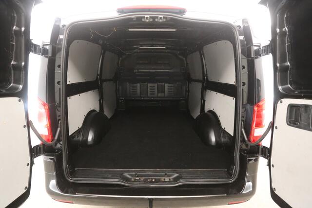 Mercedes-Benz VITO 114 CDI Lang | Automaat | Airco | Cruise | Camera | Carplay | 3 Zits | 2xSchuifdeur | Trekhaak