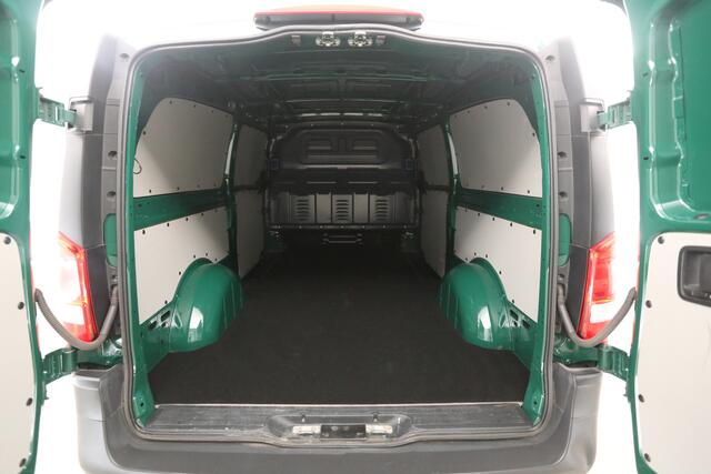 Mercedes-Benz VITO 114 CDI Extra Lang | Automaat | Airco | Cruise | Camera | 3 Zits | 2xSchuifdeur | Carplay | Trekhaak