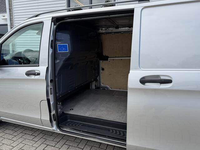 Mercedes-Benz VITO 111 CDI Functional Lang L2H1 / vaste prijs rijklaar ¤ 18.950 ex btw / lease vanaf ¤ 319 / euro 6 / bpm vrij / dubbele schuifdeur ! / airco / cruise / navi / camera / trekhaak