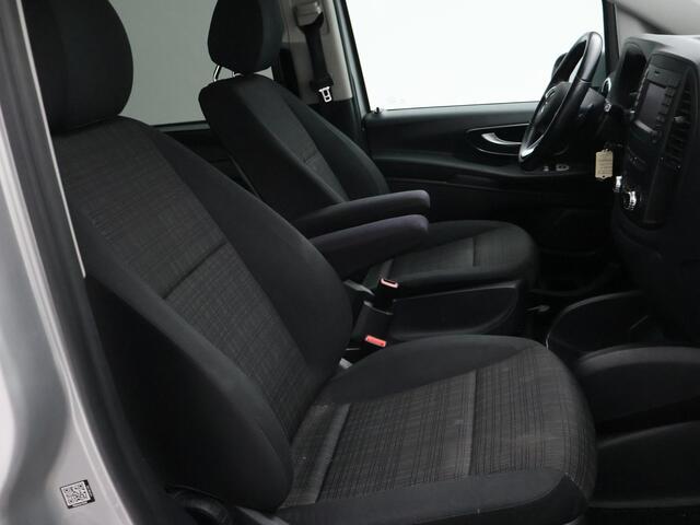 Mercedes-Benz VITO 114 CDI LANG DUBBEL CABINE *MARGE* 2 SCHUIFDEUREN | CAMERA | LED | NAVIGATIE | CLIMATE | TREKHAAK