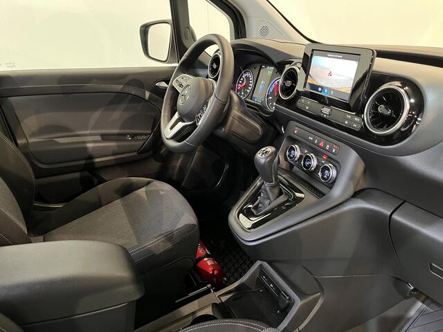 Mercedes-Benz eCitan L2 Pro 51 kWh / 100% Elektrisch !! / Servicebus / Modul-System Inrichting / Euro 6 / 220V. / Airco / Cruise Control / Camera / CarPlay / Trekhaak / LED / 1.800 KM !!