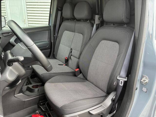 Mercedes-Benz eCitan 112 Pro L1 51 kWh 3-Zits Snelladen | Apple Carplay| Led Camera | 271km Wltp |